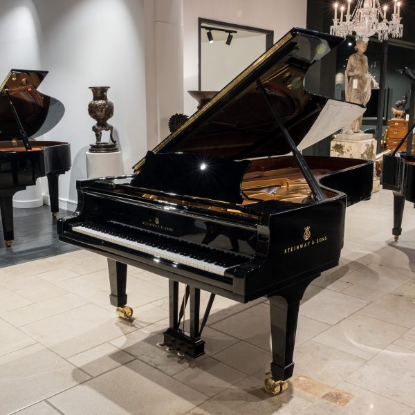 Steinway Model D in Polished Black